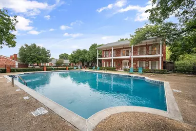 1095 Roaring Springs Road, Fort Worth, TX 76114 - Photo 13