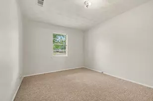 1418 Tatum Dr, Arlington, TX 76012 - Photo 17