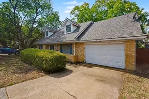 1418 Tatum Dr, Arlington, TX 76012 - Photo 3