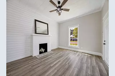 917 W Sears Street, Denison, TX 75020 - Photo 7