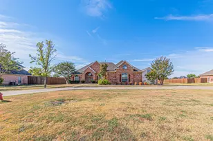 1198 E Oaklawn Dr, Talty, TX 75160 - Photo 3