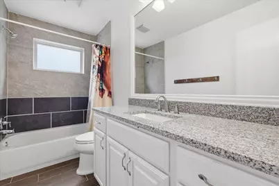 1614 Sunswept Terrace, Lewisville, TX 75077 - Photo 9