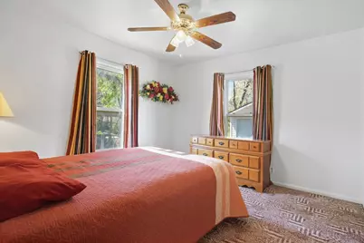 3513 Meadow Oaks Drive, Haltom City, TX 76117 - Photo 27