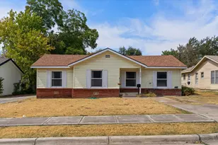 3513 Meadow Oaks Dr, Haltom City, TX 76117 - Photo 1