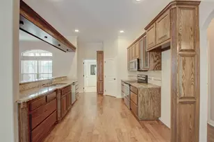 107 Heritage Pl, Glen Rose, TX 76043 - Photo 9