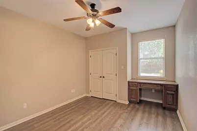 107 Heritage Place, Glen Rose, TX 76043 - Photo 17