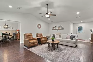 6832 Lyndale Dr, Watauga, TX 76148 - Photo 9