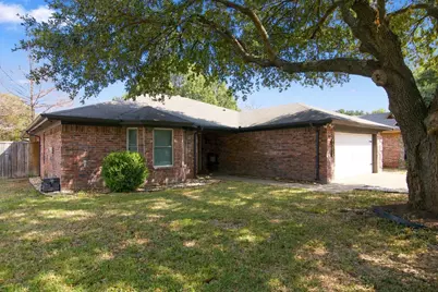 6832 Lyndale Drive, Watauga, TX 76148 - Photo 3
