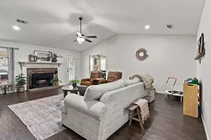 6832 Lyndale Dr, Watauga, TX 76148 - Photo 7