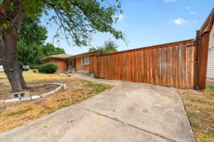 2620 Greenland Dr, Mesquite, TX 75150 - Photo 3