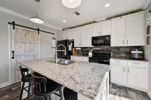 822 SE County Road 3100, Corsicana, TX 75109 - Photo 17