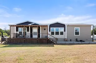 822 SE County Road 3100, Corsicana, TX 75109 - Photo 1