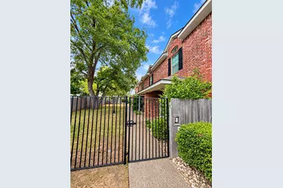 1809 S 11th Street #E, Waco, TX 76706 - Photo 21