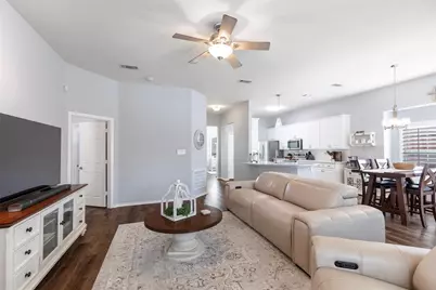 1829 Melton Drive, Carrollton, TX 75010 - Photo 17