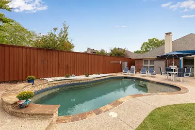 1829 Melton Drive, Carrollton, TX 75010 - Photo 37