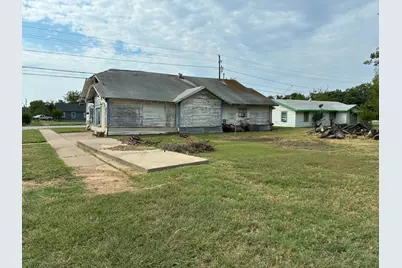 315 Martin Luther King Jr Street, Mineral Wells, TX 76067 - Photo 21