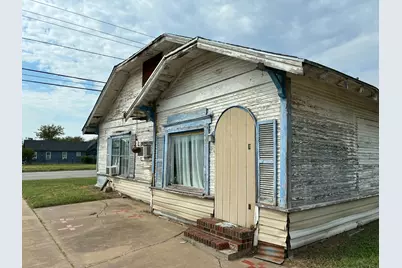 315 Martin Luther King Jr Street, Mineral Wells, TX 76067 - Photo 5