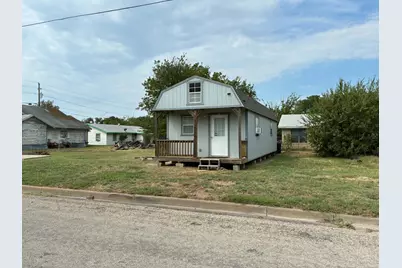 315 Martin Luther King Jr Street, Mineral Wells, TX 76067 - Photo 25