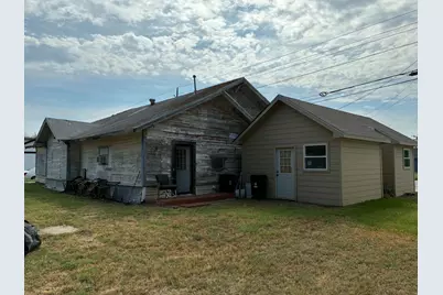 315 Martin Luther King Jr Street, Mineral Wells, TX 76067 - Photo 19