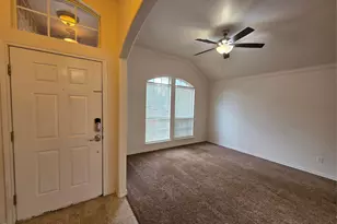601 Crestview Ct, Saginaw, TX 76179 - Photo 5