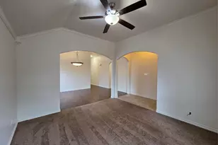 601 Crestview Ct, Saginaw, TX 76179 - Photo 7