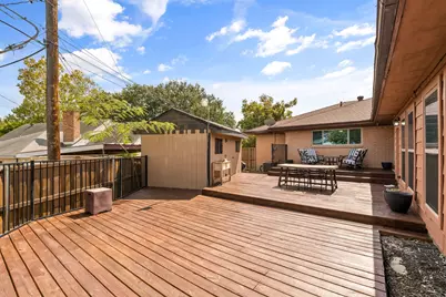 1433 W Red Bird Lane, Dallas, TX 75232 - Photo 33