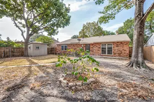 5221 Alpha Dr, The Colony, TX 75056 - Photo 23