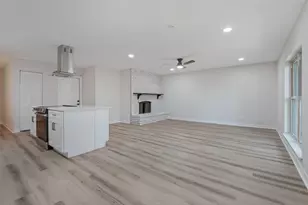 5221 Alpha Dr, The Colony, TX 75056 - Photo 11