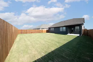 1700 Calanques St, Royse City, TX 75189 - Photo 3