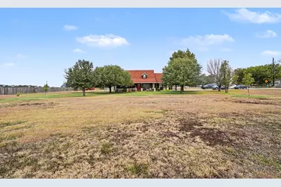 7445 County Road 305, Grandview, TX 76050 - Photo 9