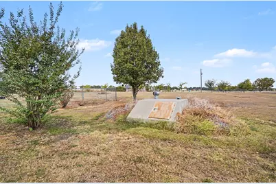 7445 County Road 305, Grandview, TX 76050 - Photo 33