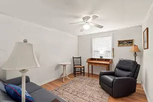 303 S Bay Cir, Mabank, TX 75156 - Photo 11