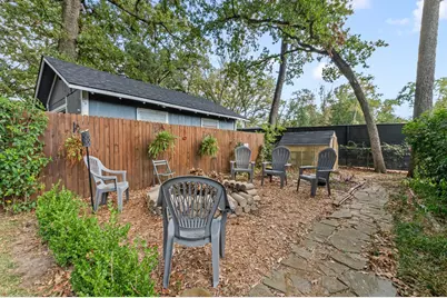 303 S Bay Circle, Mabank, TX 75156 - Photo 13