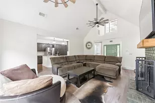 109 Enchanted Dr, Enchanted Oaks, TX 75156 - Photo 9