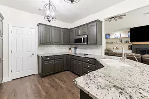 109 Enchanted Dr, Enchanted Oaks, TX 75156 - Photo 11