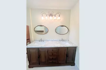 313 Santa Clara Street, Irving, TX 75062 - Photo 17