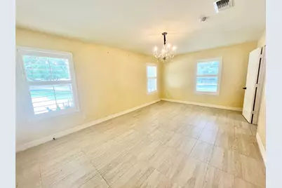 313 Santa Clara Street, Irving, TX 75062 - Photo 13