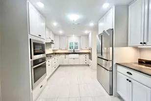 313 Santa Clara St, Irving, TX 75062 - Photo 9