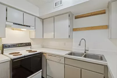 5924 Birchbrook Drive #203, Dallas, TX 75206 - Photo 7