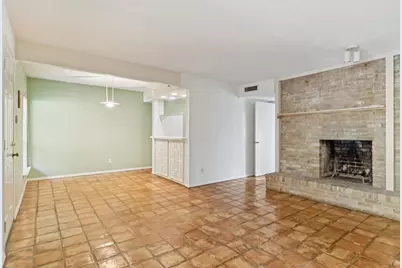 5924 Birchbrook Drive #203, Dallas, TX 75206 - Photo 3