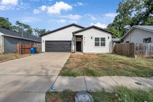 2731 Maurine F. Bailey Way, Dallas, TX 75215 - Photo 1