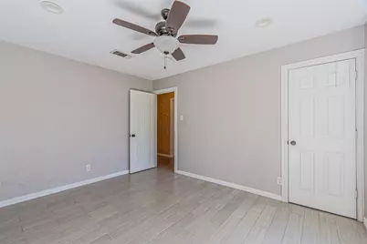 8808 Sylvan Court, Fort Worth, TX 76120 - Photo 31