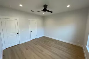 4918 Dry Creek Rd, Sherman, TX 75092 - Photo 5