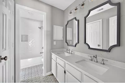 2632 Newcastle Drive, Carrollton, TX 75007 - Photo 35