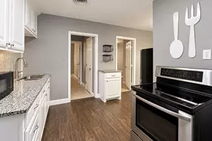 4116 Townsend Dr, Fort Worth, TX 76115 - Photo 5