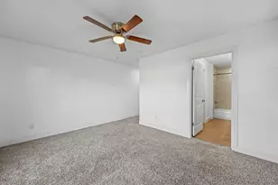 607 E Carter St, Sherman, TX 75090 - Photo 13