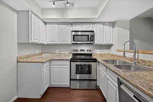 2311 Balsam Dr, Arlington, TX 76006 - Photo 9