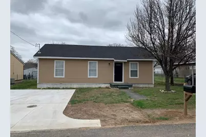 670 W Oak Street, Stephenville, TX 76401 - Photo 1