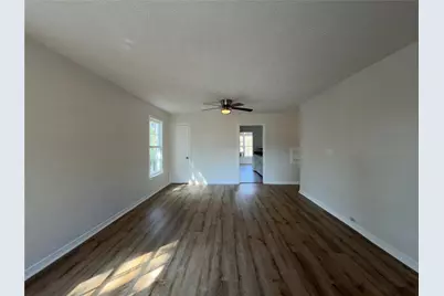 2913 Avenue A, Fort Worth, TX 76105 - Photo 5