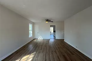 2913 Avenue A, Fort Worth, TX 76105 - Photo 5